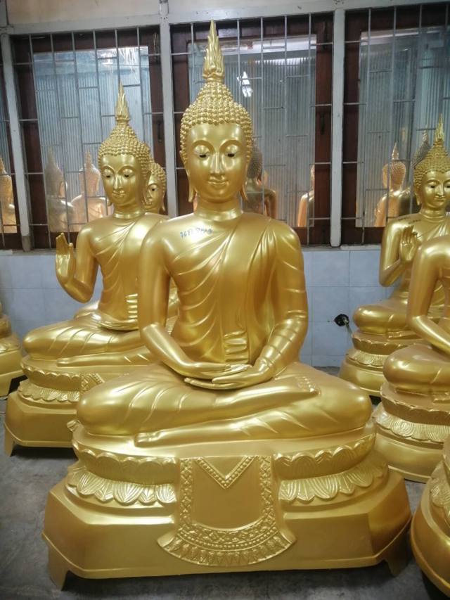 พระพุทธรูปปางสมาธิสีทอง ฐานบัวลายไทย โรงหล่อพุทธบารมี